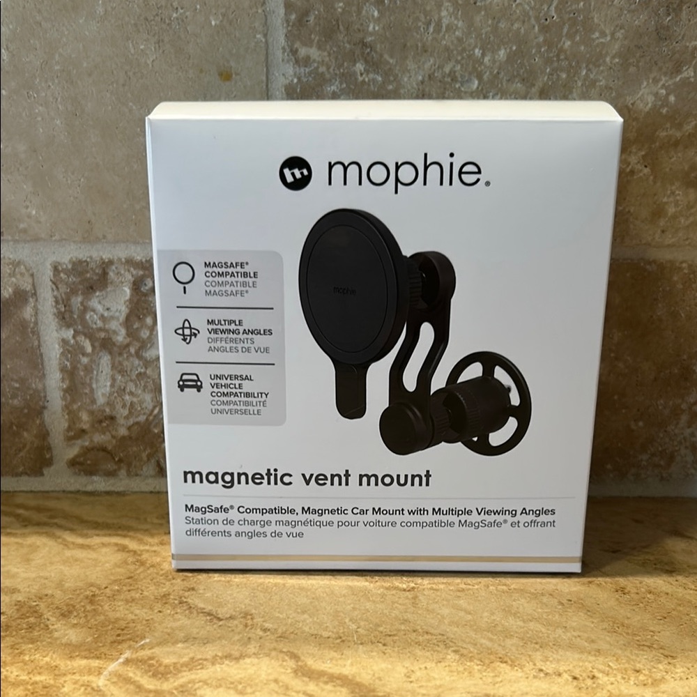 Mophie Magnetic Vent Mount - Black